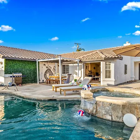 Beautiful 5Br Home Game Room Pool Bocce Court